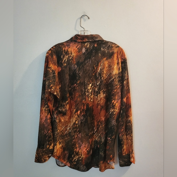Autumn Leaves Brown Button Up Shirt | Size Medium - Picture 7 of 7